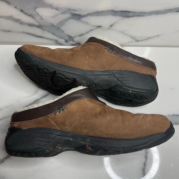 Merrell Women's Brown Leather Faux Fur Encore Slide Sure Grip Nubuck Shoes Sz 7 - Picture 6 of 8
